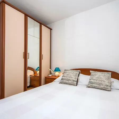 Ancient Stone روفينج