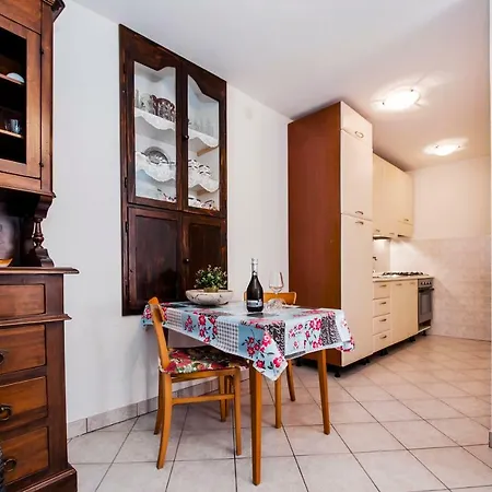 בית הארחה Ancient Stone