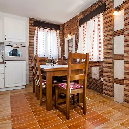 Guest house Ancient Stone 4*