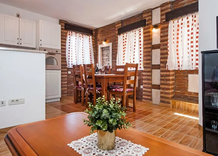 Ancient Stone Pensión Rovinj